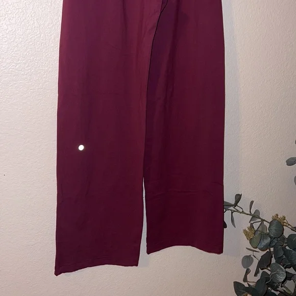 Lululemon wide leg pants - Picture 2 of 3